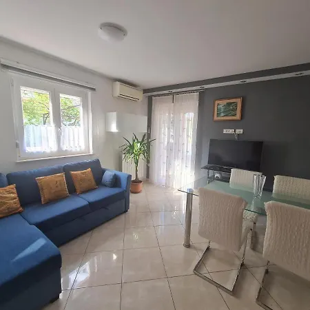 Stanovanje V Mirni Zeleni Okolici Apartma *