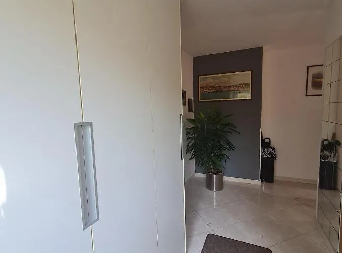 Stanovanje V Mirni Zeleni Okolici Koper