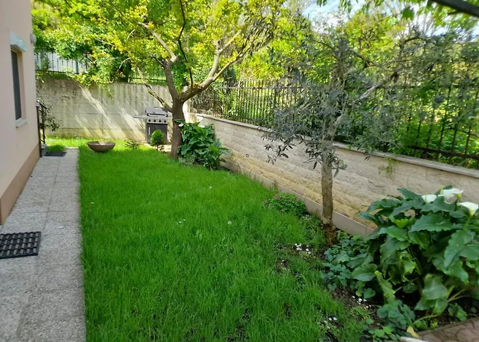 Stanovanje V Mirni Zeleni Okolici Apartma Koper